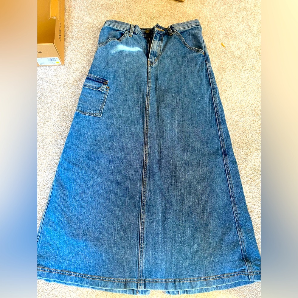 Denim skirt